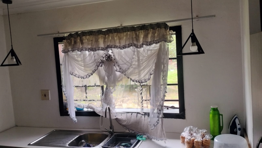 2 Bedroom Property for Sale in Selosesha Free State